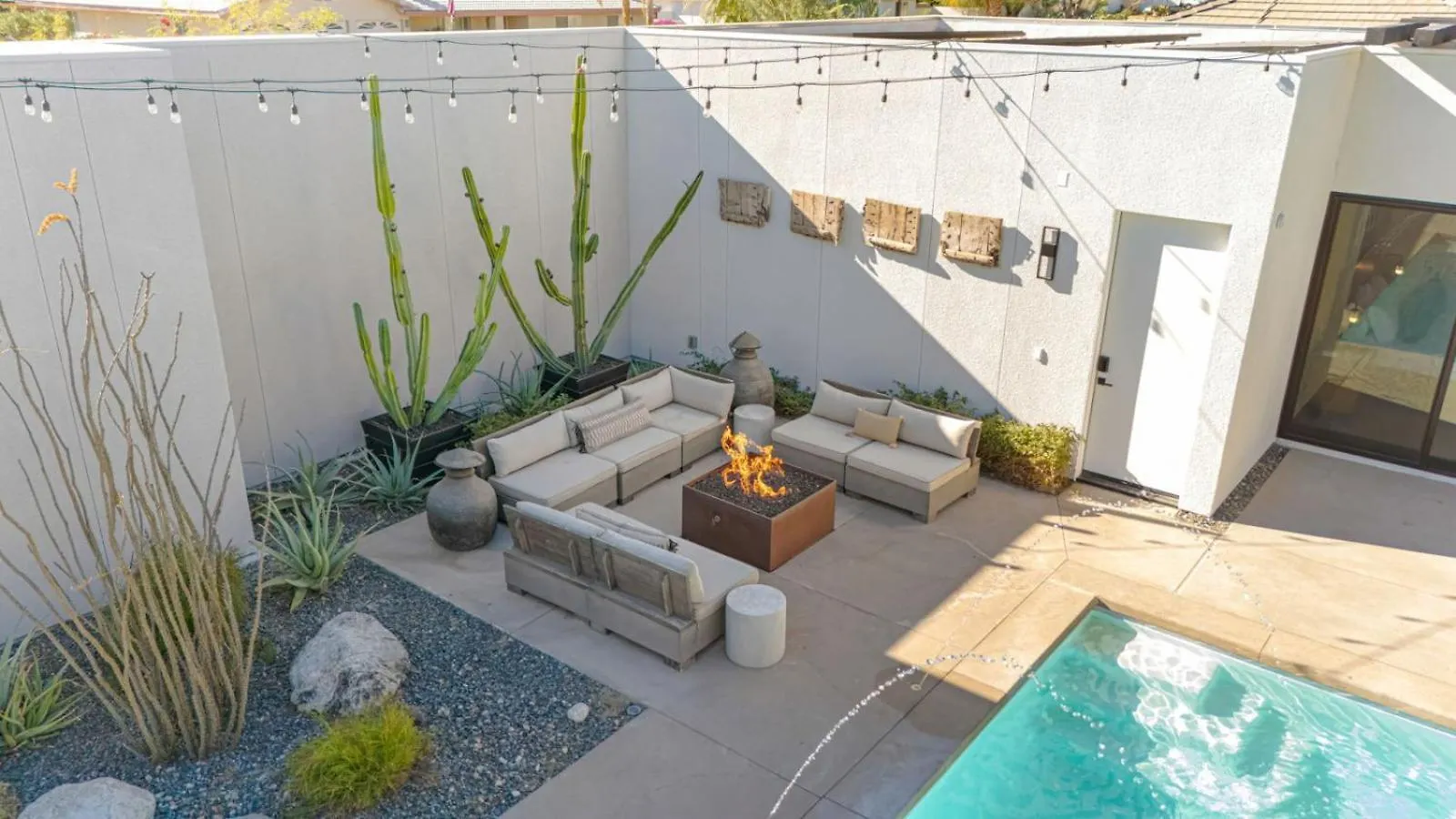 Spectacular Resort-Style Oasis By Rather Be Properties Palm Springs
