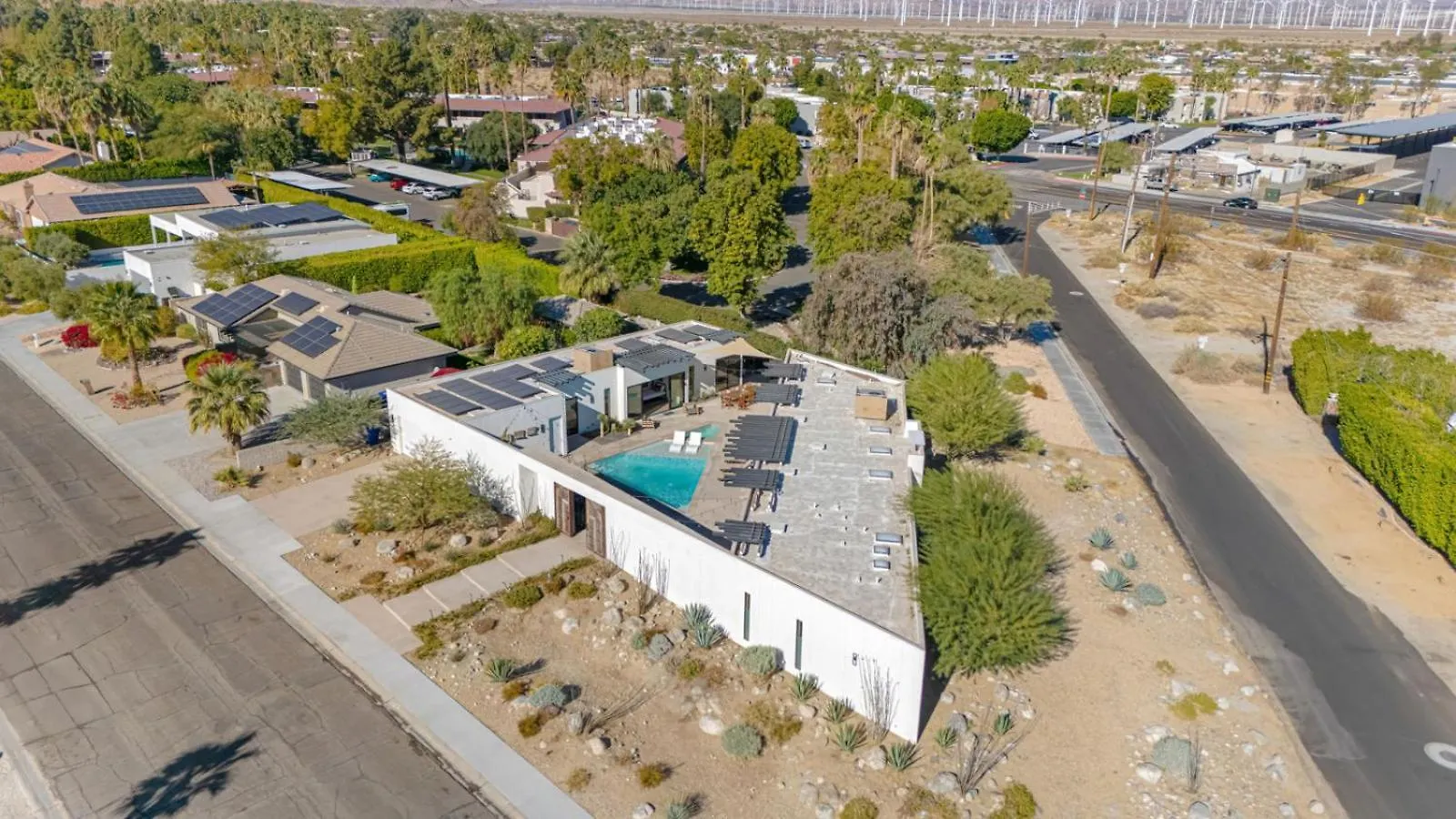Holiday home Spectacular Resort-Style Oasis By Rather Be Properties Palm Springs