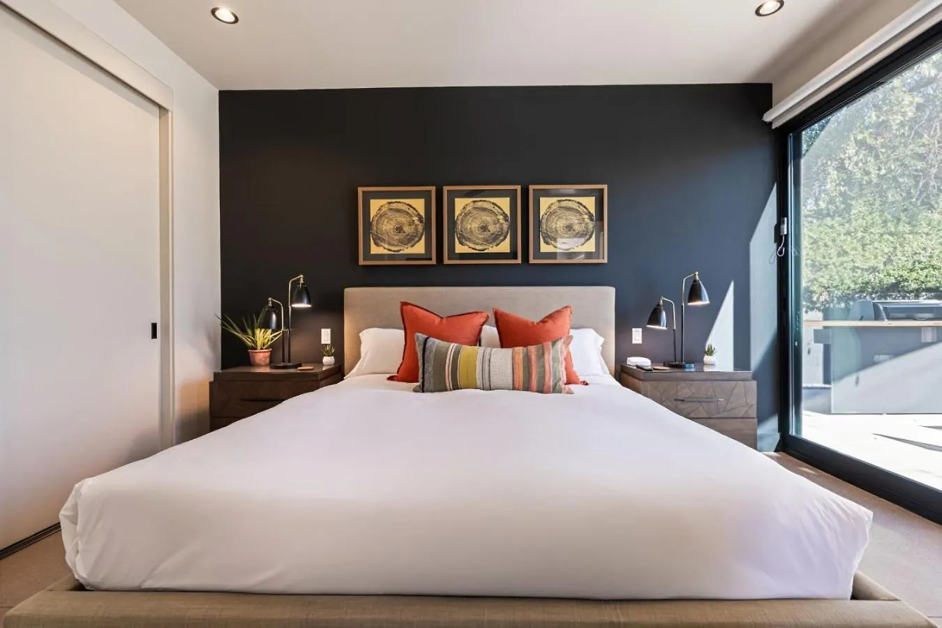 Spectacular Resort-Style Oasis By Rather Be Properties Palm Springs United States