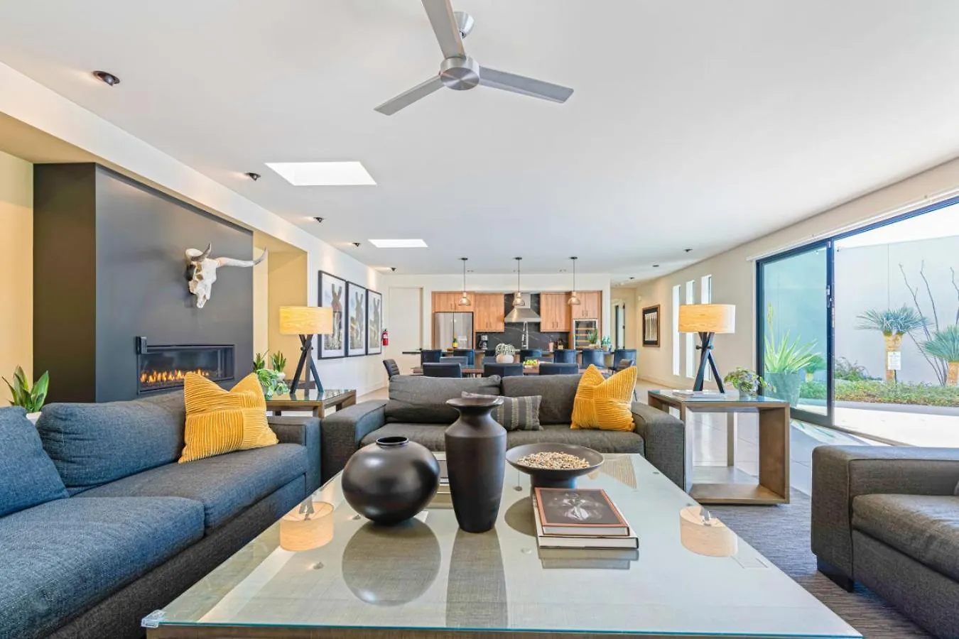 Spectacular Resort-Style Oasis By Rather Be Properties Palm Springs United States