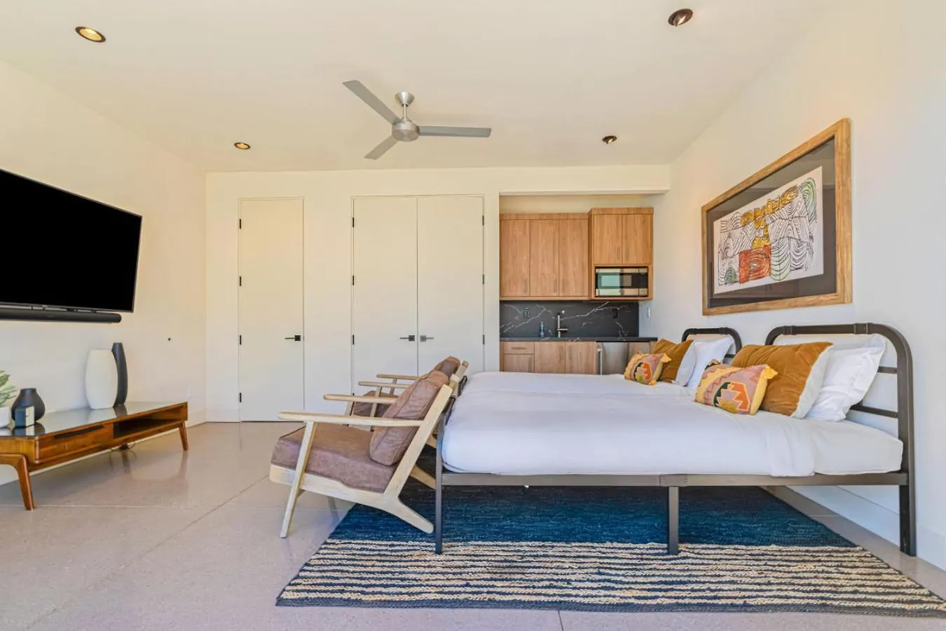 Spectacular Resort-Style Oasis By Rather Be Properties Palm Springs Holiday home